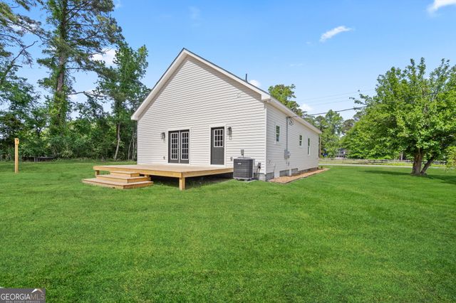 887 Log Landing Road, Springfield, GA 31329