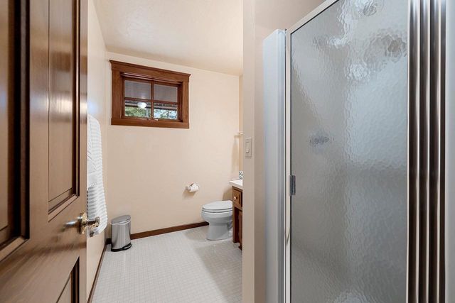 255 TRADERS POINT LANE, Green Bay, WI 54302