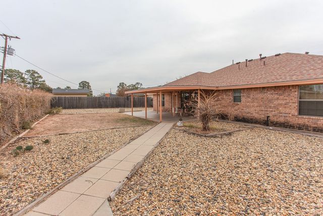 809 Baylor Blvd, Big Spring, TX 79720