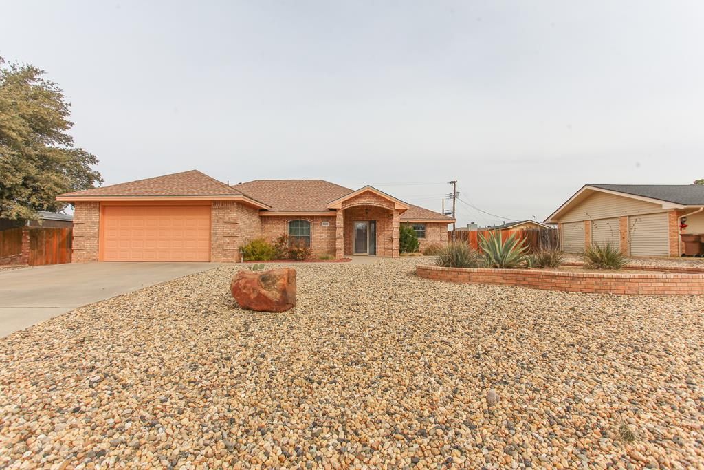 809 Baylor Blvd, Big Spring, TX 79720