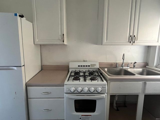 115 E 2Nd Street, Peru, IN 46970