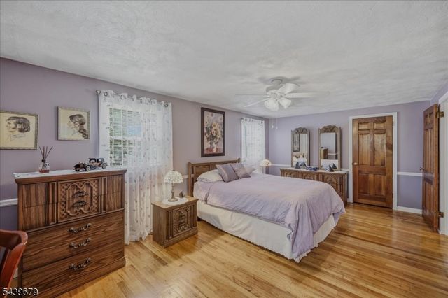85 Stewart Ave, Kearny Town, NJ 07032