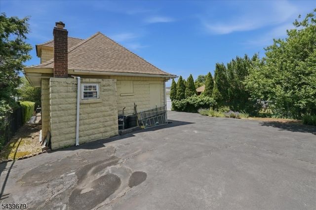 85 Stewart Ave, Kearny Town, NJ 07032