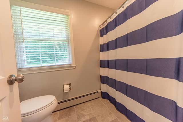 41 N Wolfcreek Road, Columbus, IN 47201