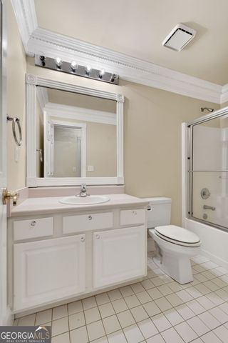 180 Riverbend Drive, Mcdonough, GA 30252