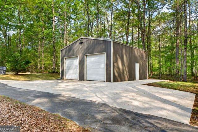 180 Riverbend Drive, Mcdonough, GA 30252