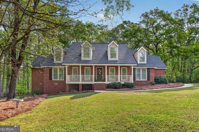 180 Riverbend Drive, Mcdonough, GA 30252