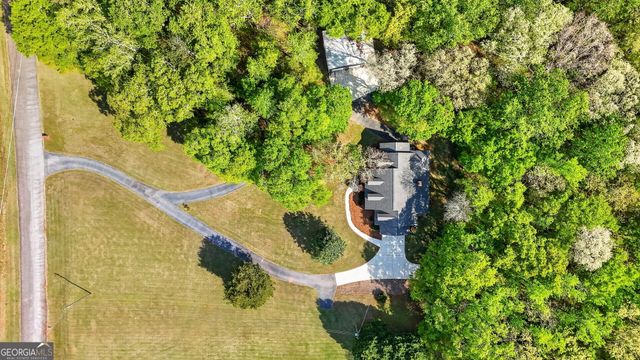 180 Riverbend Drive, Mcdonough, GA 30252