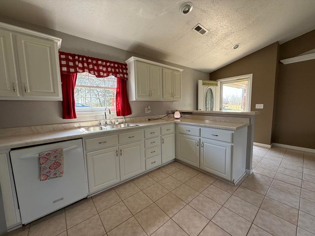 468 Martingale Drive, Theodosia, MO 65761