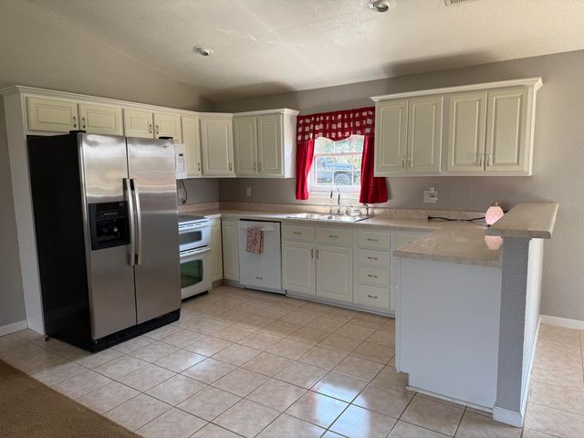 468 Martingale Drive, Theodosia, MO 65761