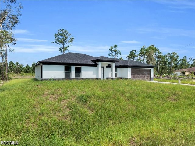 863 Burrows AVE, Lehigh Acres, FL 33974