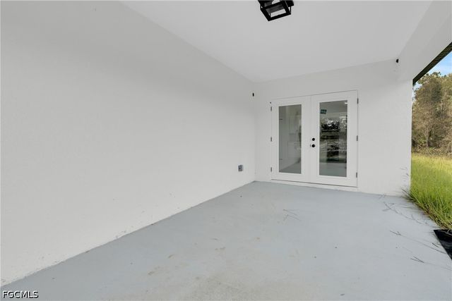 863 Burrows AVE, Lehigh Acres, FL 33974
