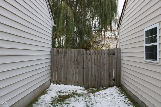 6549 Southern Cross Drive, Indianapolis, IN 46237