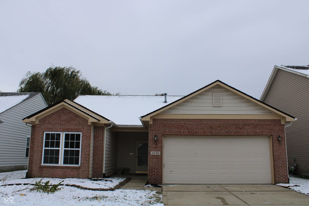 6549 Southern Cross Drive, Indianapolis, IN 46237