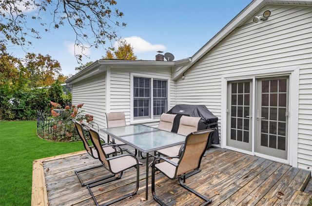 1936 Longvue Street, Yorktown Heights, NY 10598