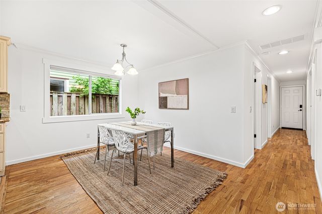 10758 Ashworth Avenue N, Seattle, WA 98133