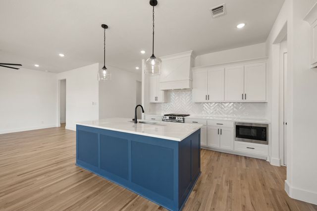 220 Basalt Lane, Reno, TX 76020