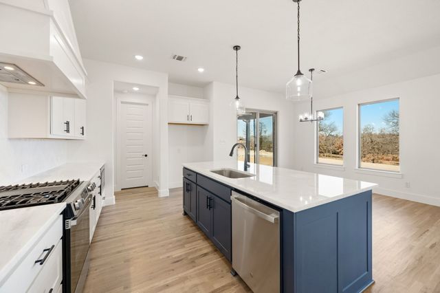 220 Basalt Lane, Reno, TX 76020