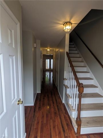 123 Wellesley DR, Newport News, VA 23606