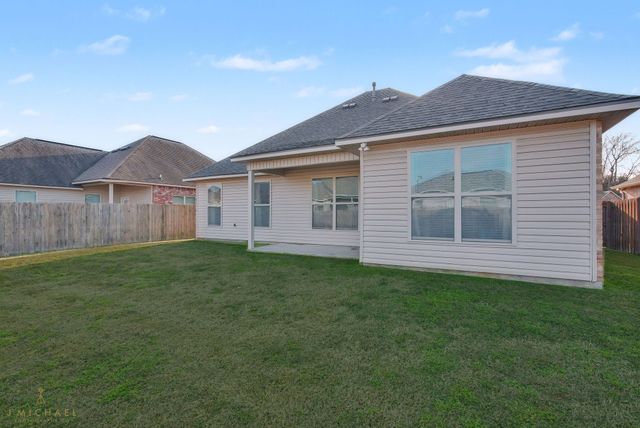 1115 Eli Conner Drive, Bossier City, LA 71112