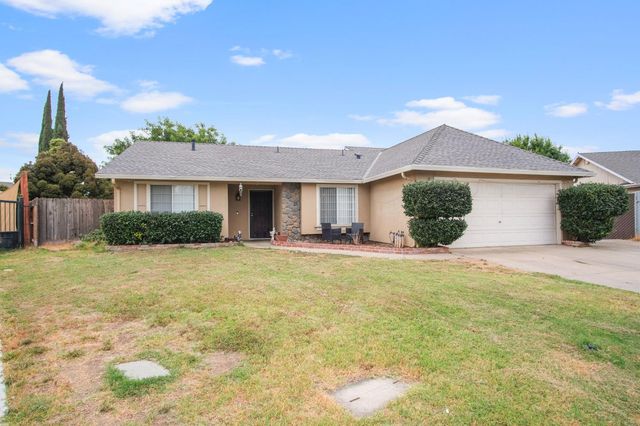 328 Burns Creek Ct, Waterford, CA 95386