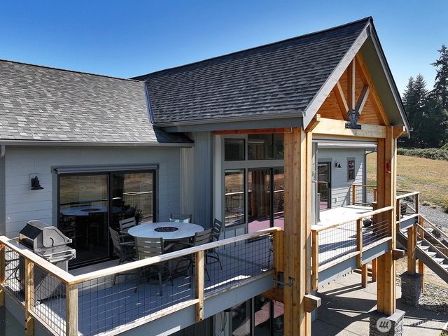 6182 Countner Court, Clinton, WA 98236