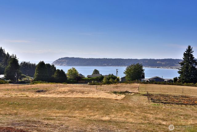 6182 Countner Court, Clinton, WA 98236
