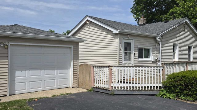 9154 Ridgeland Avenue, Oak Lawn, IL 60453