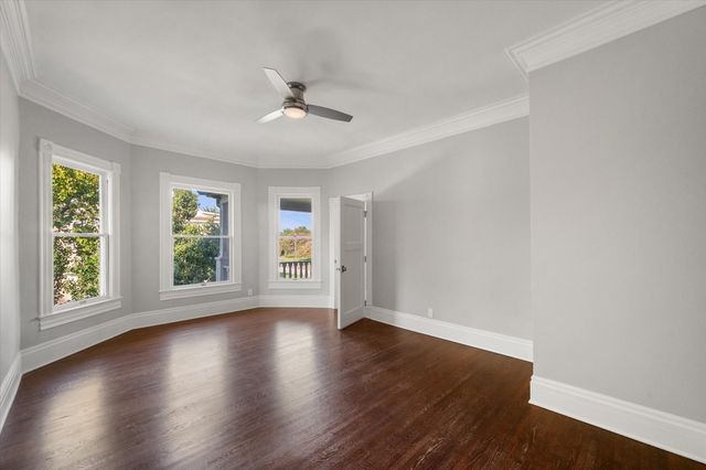 1020 W 3rd Avenue, Corsicana, TX 75110