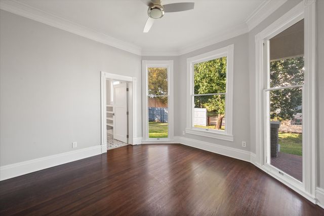 1020 W 3rd Avenue, Corsicana, TX 75110