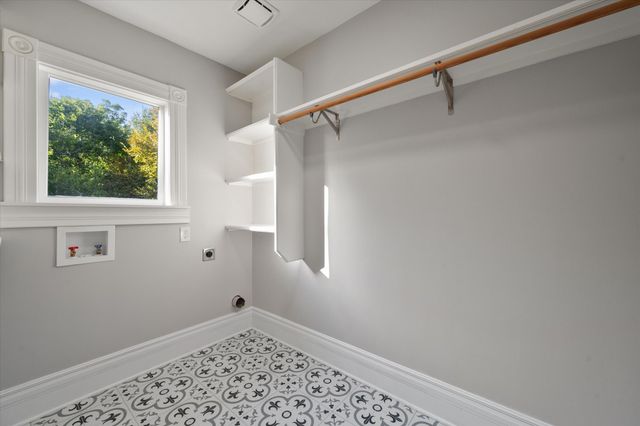 1020 W 3rd Avenue, Corsicana, TX 75110