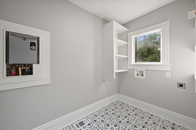 1020 W 3rd Avenue, Corsicana, TX 75110