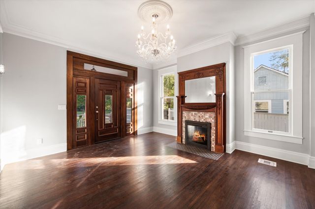 1020 W 3rd Avenue, Corsicana, TX 75110