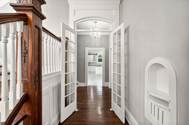 1020 W 3rd Avenue, Corsicana, TX 75110