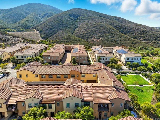 122 Diamante Road, San Marcos, CA 92078