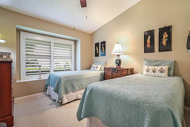 12981 Blue Lake Drive, Wellington, FL 33414