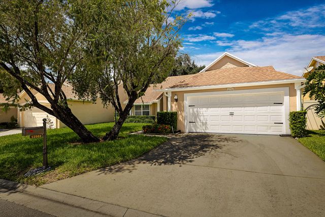 12981 Blue Lake Drive, Wellington, FL 33414