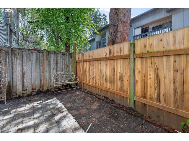 12320 Sw JENINE Ln, Beaverton, OR 97008