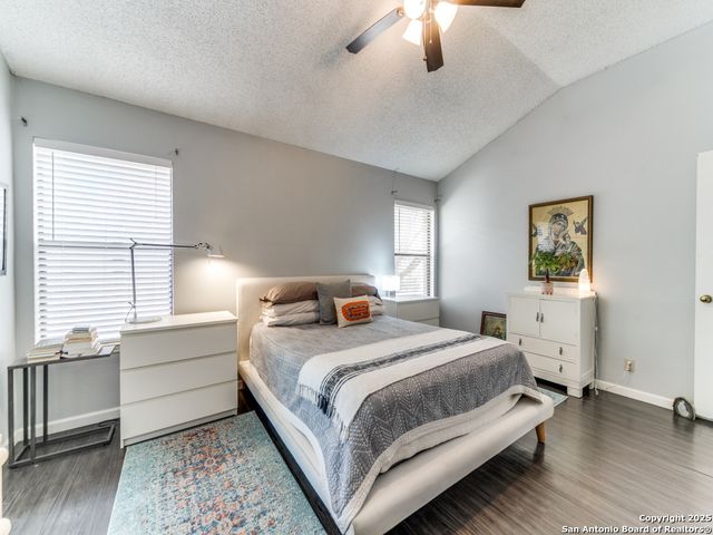 5935 Heather View, San Antonio, TX 78249