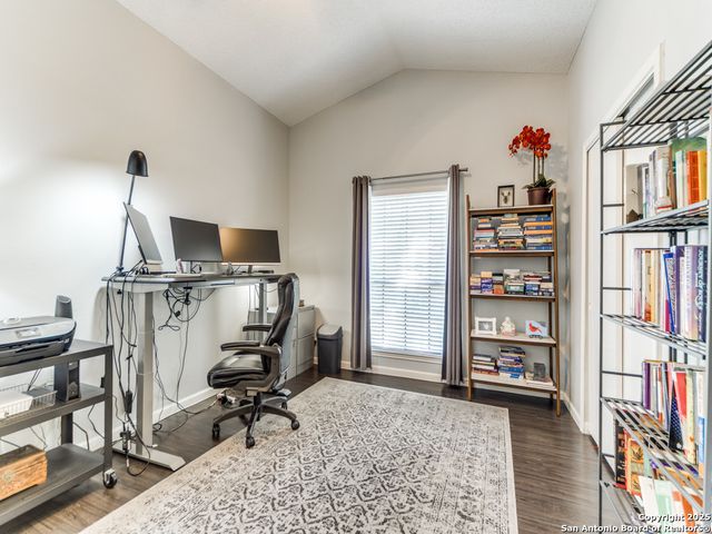 5935 Heather View, San Antonio, TX 78249