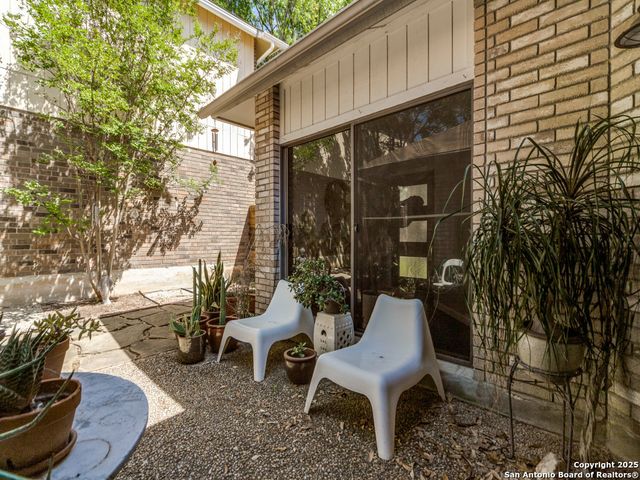 5935 Heather View, San Antonio, TX 78249