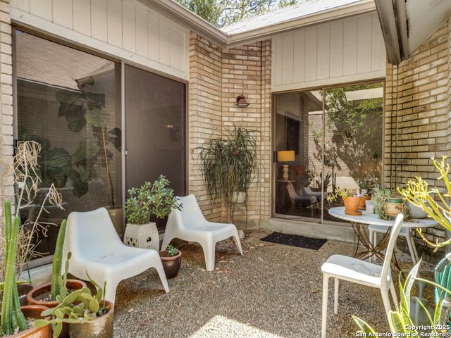 5935 Heather View, San Antonio, TX 78249