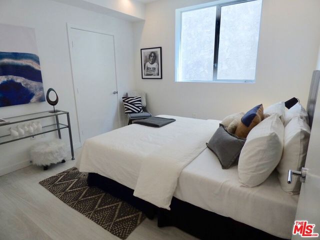 1731 FEDERAL Avenue 304, Los Angeles, CA 90025