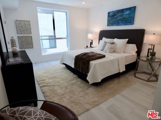 1731 FEDERAL Avenue 304, Los Angeles, CA 90025