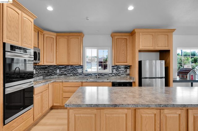 1691 Eden Plains Rd, Brentwood, CA 94513