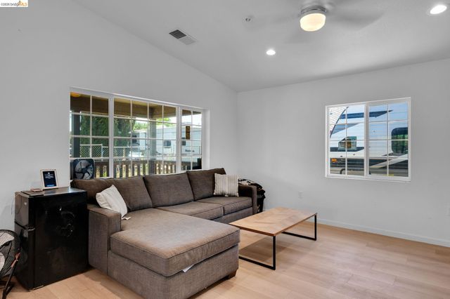 1691 Eden Plains Rd, Brentwood, CA 94513