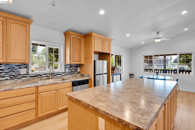 1691 Eden Plains Rd, Brentwood, CA 94513