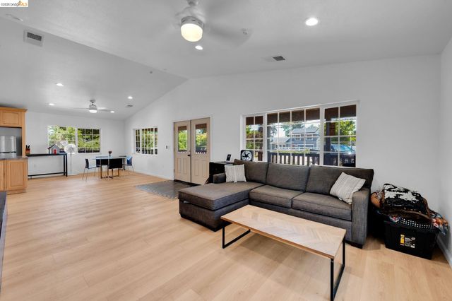 1691 Eden Plains Rd, Brentwood, CA 94513