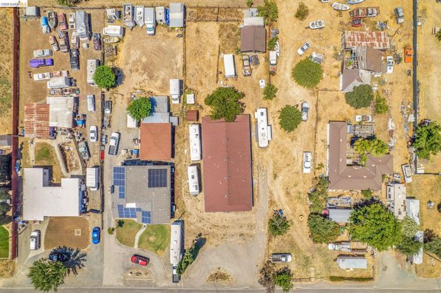 1691 Eden Plains Rd, Brentwood, CA 94513