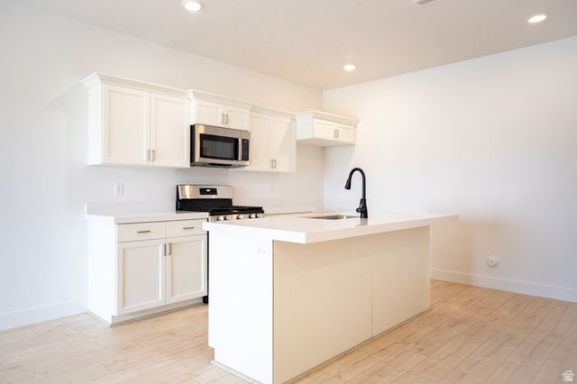 520 W 1875 N, Harrisville, UT 84404
